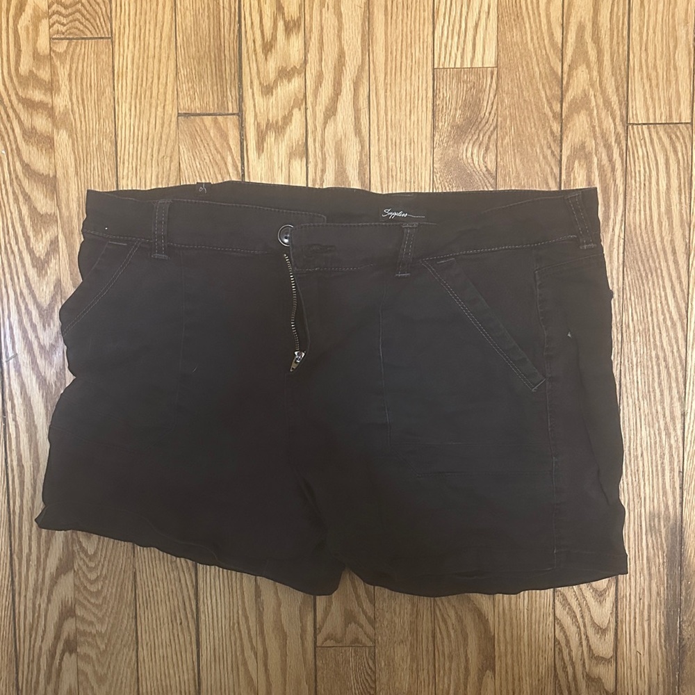 Signature Women's Black Jean Shorts